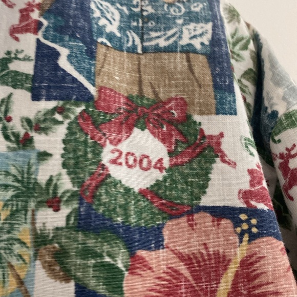 Vintage Reyn Spooner Mele Kalikimaka Hawaiian shirt 2004 - Picture 3 of 6